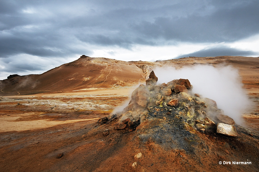 Fumarole Hverir Námafjall Námaskarð Iceland