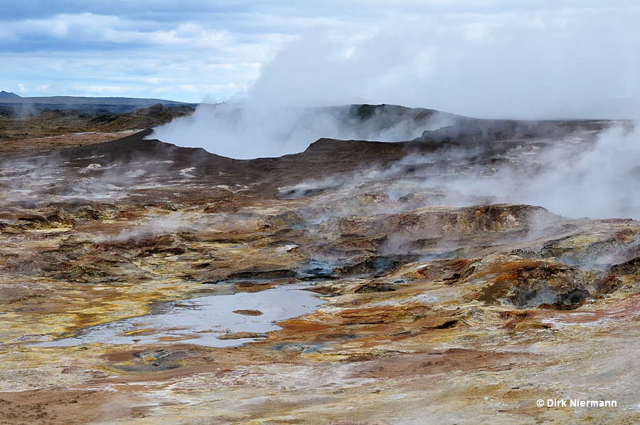 Mud Crater Kísilhóll Gunnuhver Iceland