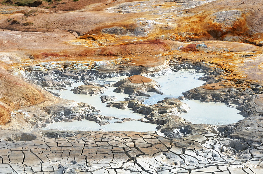 Sulfur Hot Springs Leirhnjúkur Iceland