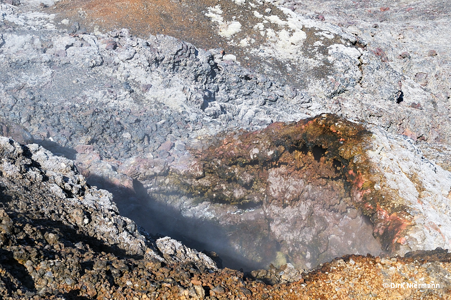 Fumarole Solfatara Leirhnjúkur Iceland