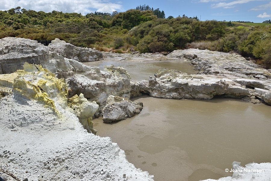 Devil's Bath and Hurutini