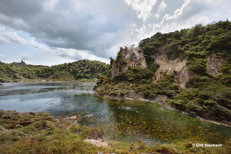 Cathedral Rocks at Frying Pan Lake