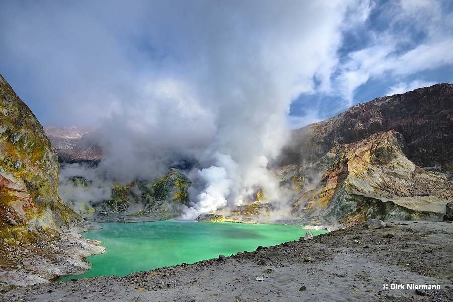 White Island, Crater Lake