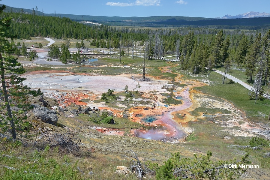 Artists' Paintpots Yellowstone