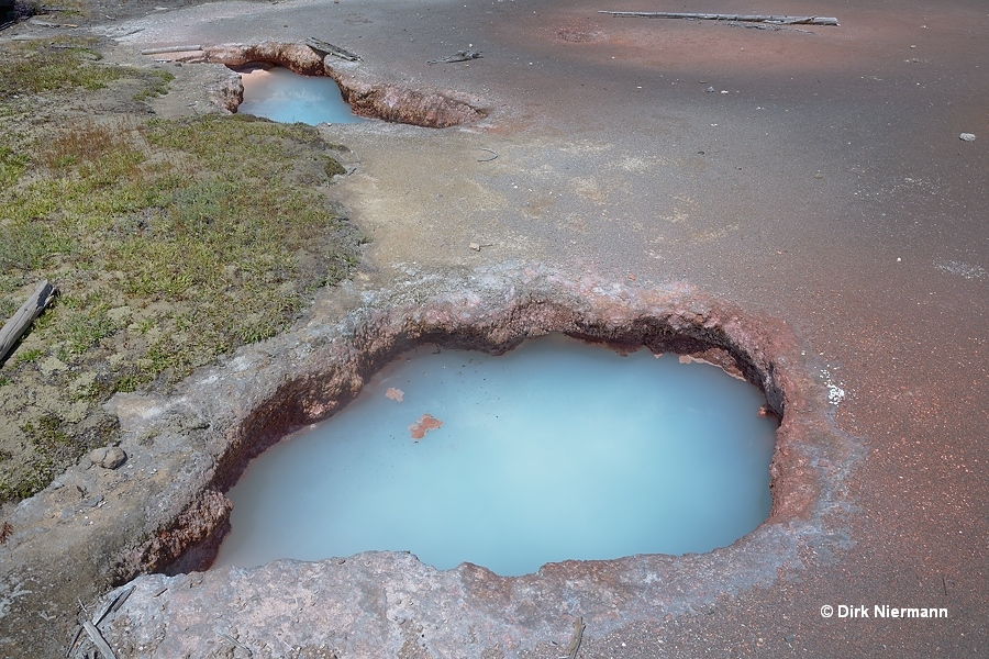 Hot spring GAPNN007, Artists' Paintpots Yellowstone