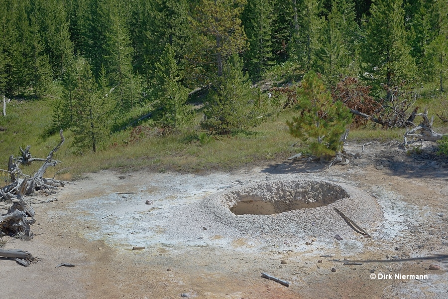 Paint pot GAPNN048, Artists' Paintpots Yellowstone