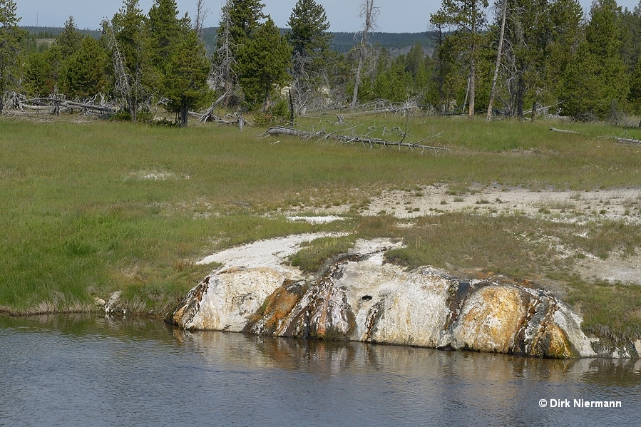 Inkwell Spring Yellowstone