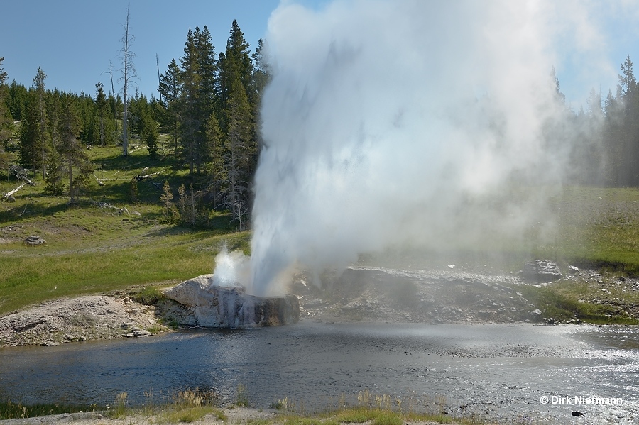 Riverside Geyser Yellowstone