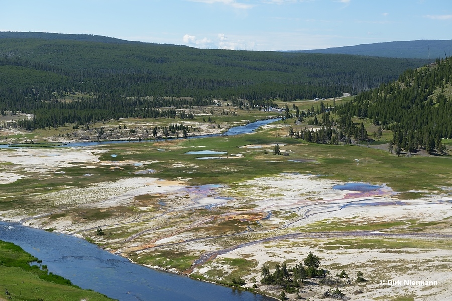 Flood Group west of Firehole River Yellowstone