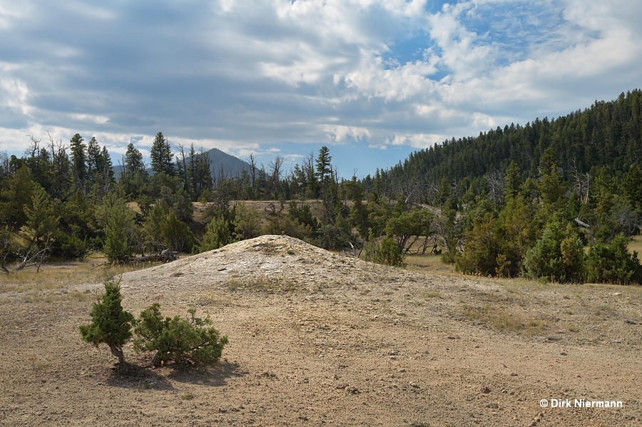 Little Burper, Mammoth Hot Springs Yellowstone