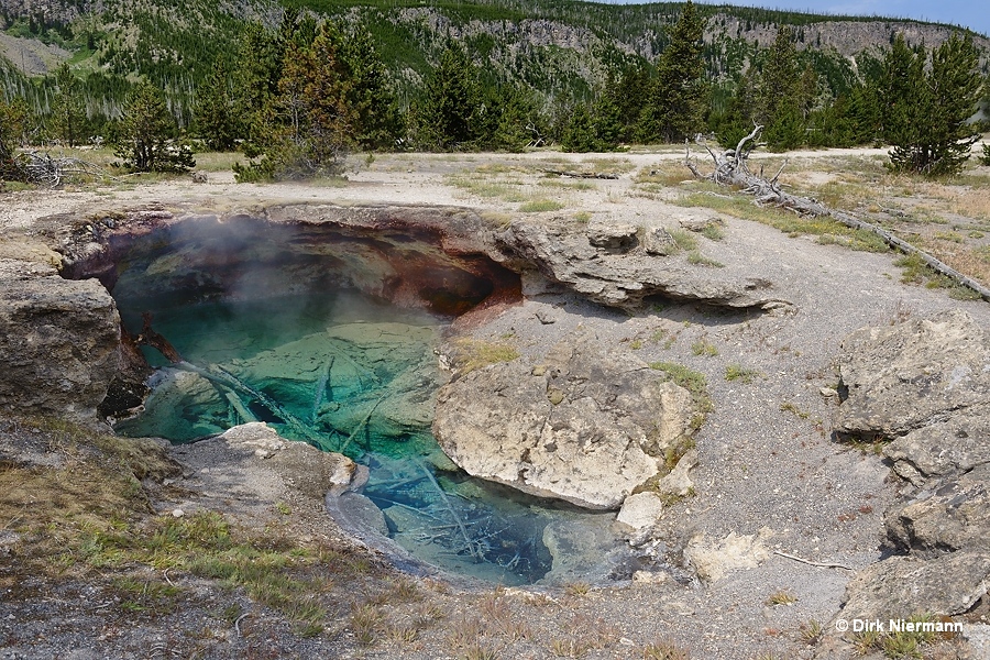 Demon's Cave Yellowstone